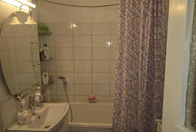 Apartament cu 4 camere decomandat în Micro 15 - 8