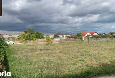 Teren de 400 mp, în Central