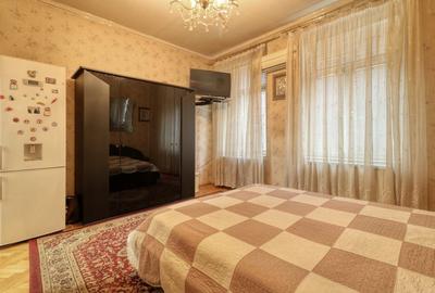 Apartament cu 4 camere decomandat în P-ța Unirii - 21