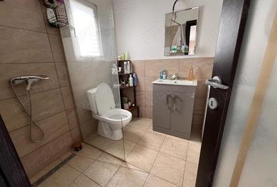 Casă cu 5 camere cu Teren 700 Mp în Goicea - 4