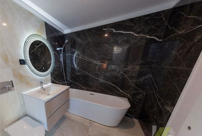 Apartament cu 3 camere în Central - 1