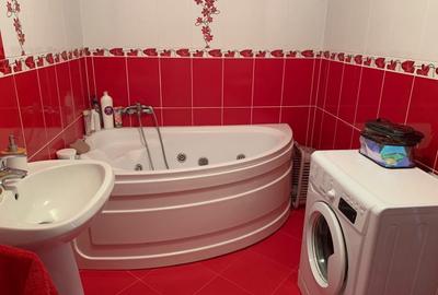 Apartament cu 3 camere semidecomandat, mobilat în Florești - 10