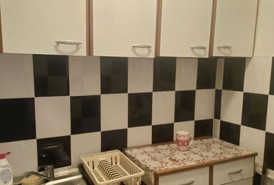 Garsonieră semidecomandată în Titan