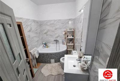 Casa independenta de vanzare 4 camere, 2 niveluri si 500 mp teren,Sincraiul de Mures, strada Vale - 18