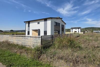Duplex modern de 90 mp utili, de vânzare în Sântana de Mureș - 3