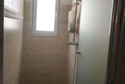 Inchiriem spatii comerciale de peste 100 mp - 6