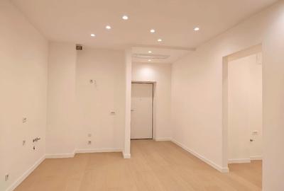 Bucharest CBD luxury apartment 2rooms for sale Aviatia Tower - 8