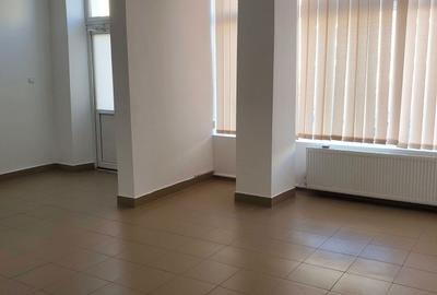 Spațiu comercial, de 58 mp, în Ștefan cel Mare - 5