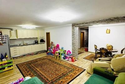 Casă individuală cu 4 camere cu Canalizare în Apahida