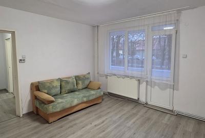 Apartament cu 3 camere decomandat în Tudor - 2