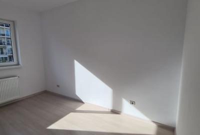 Vand apartament nou, partial mobilat, nelocuit,100 m autobuz, proprietar - 1