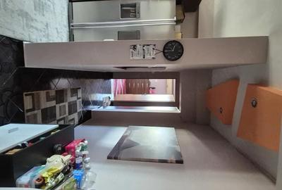Apartament cu 4 camere decomandat în Triaj - 3