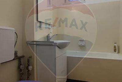 De inchiriat apartament 3 camere tip C Splaiul Crisanei etaj 1 De inchiriat apartament 3 camere tip C Splaiul Crisanei etaj 1 - 18
