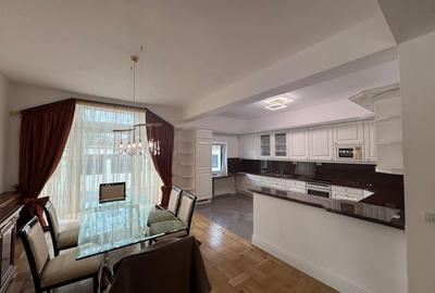 Casă cu 8 camere cu Teren 700 Mp în Iancu Nicolae - 3