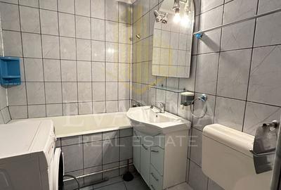 Apartament cu 2 camere decomandat în Central - 2