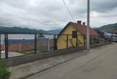 Casă cu 3 camere cu Teren 264 Mp în Hunedoara - 7