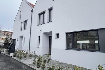 Duplex cu 5 camere cu Canalizare în Bună Ziua - 5