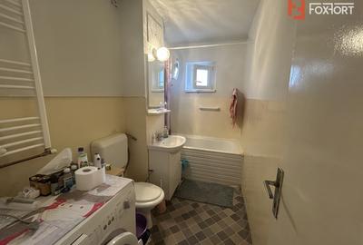 Apartament cu 3 camere semidecomandat, mobilat în Girocului - 12