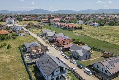 O casa gandita pentru familii care traiesc altfel. Si aleg altfel. - 44
