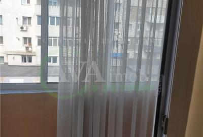 Apartament cu 3 camere semidecomandat, mobilat în Orizont - 8