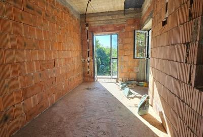 Apartament cu 3 camere decomandat în Uverturii - 11