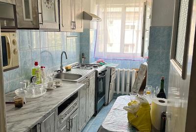 Garsonieră decomandată în Iosia