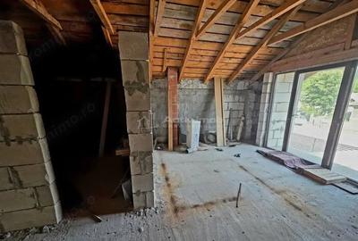 Casă cu 1 camere cu Teren 600 Mp în Central