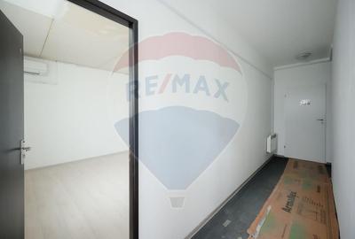 Spațiu industrial, de 1,249.0799560547 mp, în Exterior Vest - 37