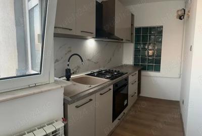 Apartament cu 4 camere decomandat în Central - 17