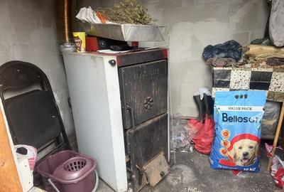 Casă cu 2 camere în Petros