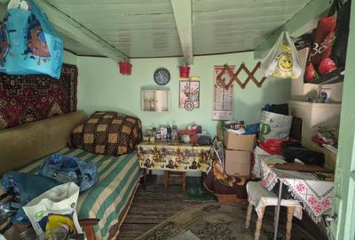 Casă cu 5 camere cu Teren 6817 Mp în Zănești - 3