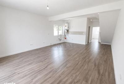 Casă cu 4 camere în Moșnița Veche