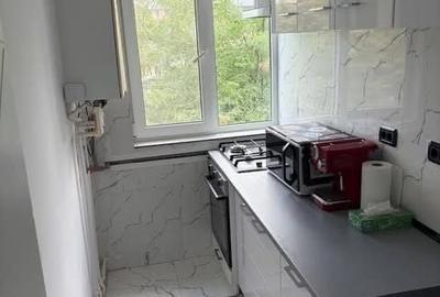 Apartament cu 2 camere semidecomandat în Palazu Mare
