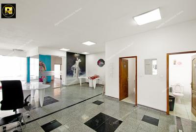 Spațiu comercial, de 866 mp, în Ultracentral - 7