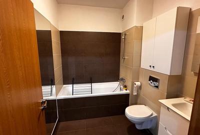 Apartament cu 2 camere decomandat în Calea Turzii