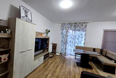 Apartament cu 2 camere semidecomandat în Mărăști