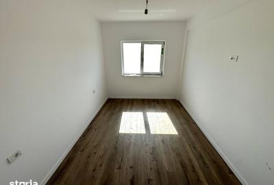 Casă cu 4 camere cu Teren 500 Mp în Miroslava