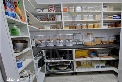 Casă cu 4 camere cu Teren 700 Mp în Central