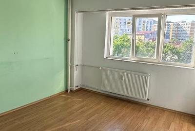 Apartament cu 2 camere semidecomandat în Rahova