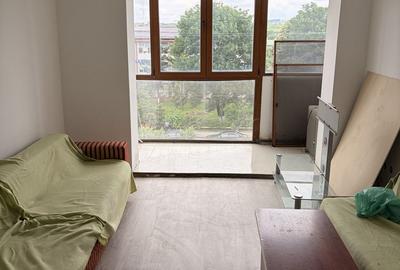 Apartament cu 3 camere decomandat în Central - 12