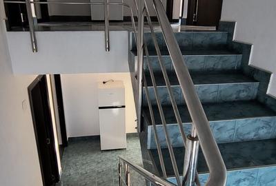 Casă cu 10 camere cu Teren 300 Mp în Sânmartin - 12