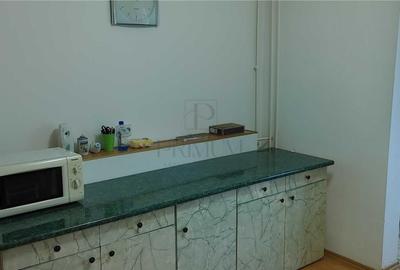 Apartament cu 2 camere decomandat în Sud