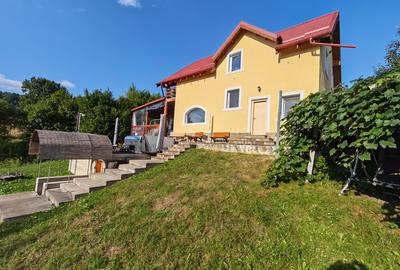 Casă individuală cu 5 camere cu Garaj în Grozăvești