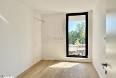 Apartament cu 3 camere decomandat în Tunari