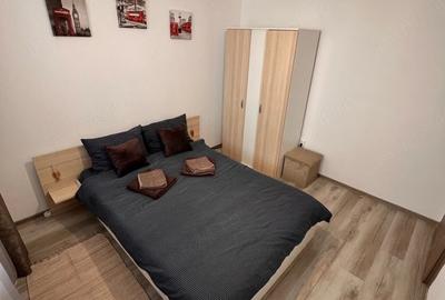 Apartament cu 3 camere decomandat în Florești - 2