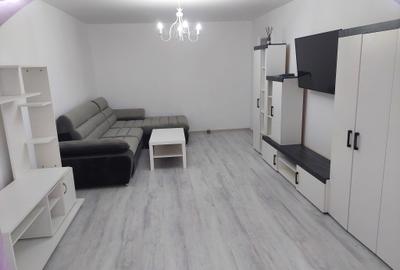 Apartament cu 3 camere decomandat în Narcisa - 1