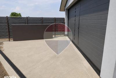 Casă cu 3 camere cu Teren 469 Mp în Cernica