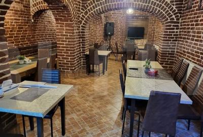 Spațiu comercial, de 50 mp, în Central