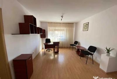 Apartament cu 2 camere semidecomandat în Scriitorilor