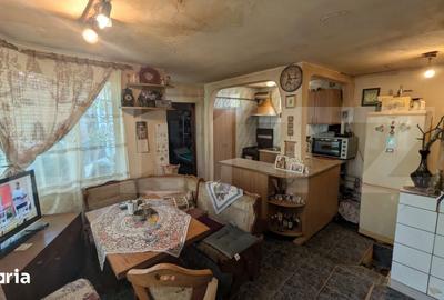 Casă cu 4 camere cu Teren 400 Mp în Rudului